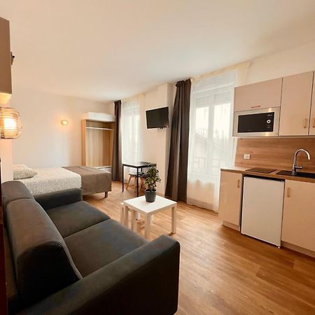 Studio 4 Pers Face Gare Sncf Appart Hotel Le Cygne D4 Bourges Exterior foto